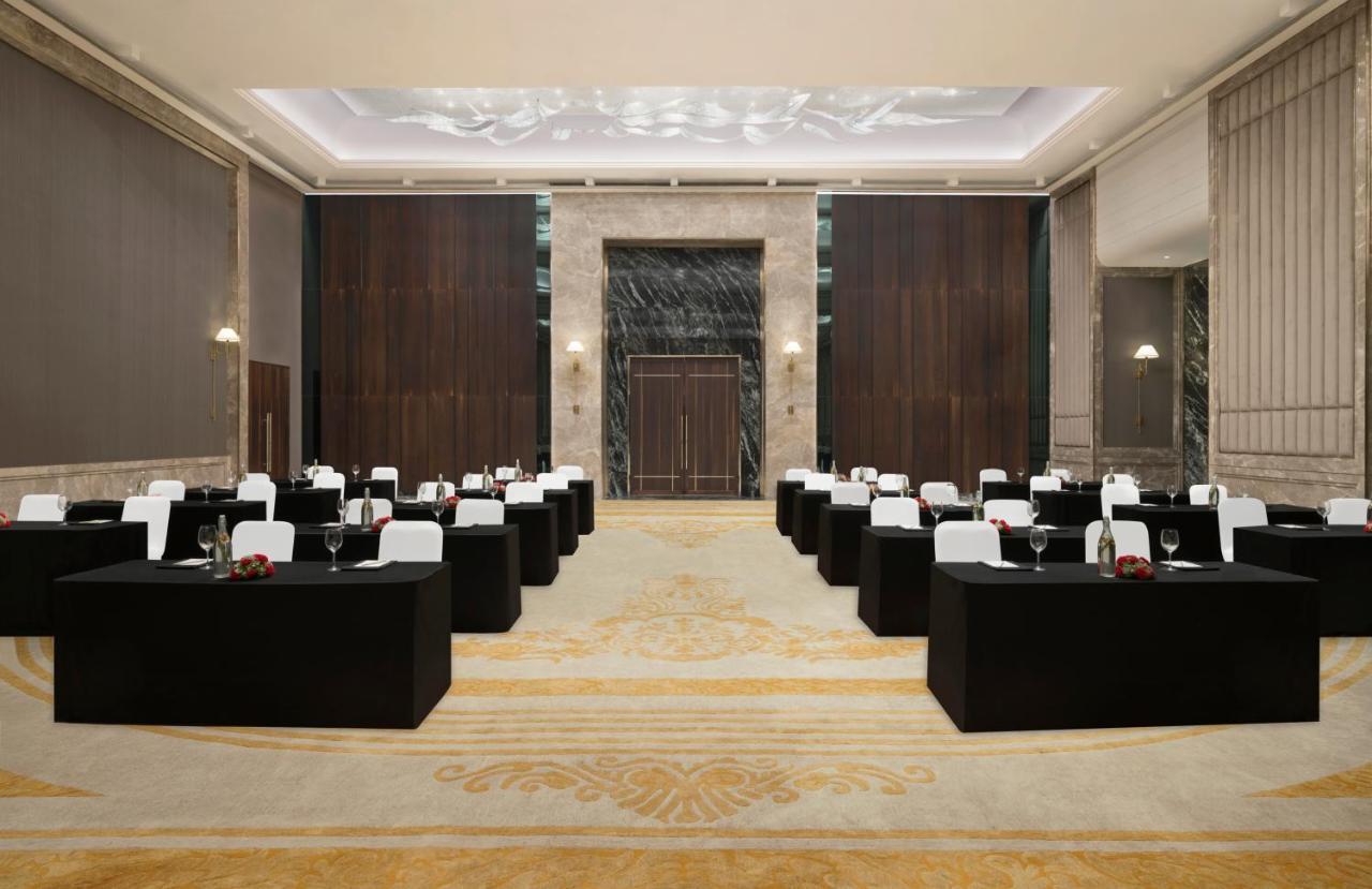The Westin Pune Koregaon Park Bagian luar foto