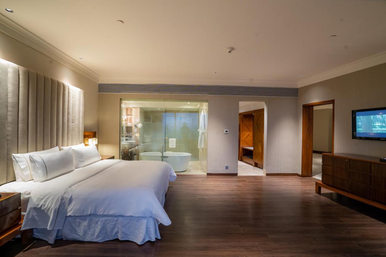 The Westin Pune Koregaon Park Bagian luar foto