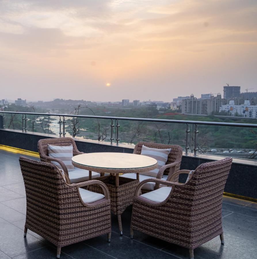 The Westin Pune Koregaon Park Bagian luar foto