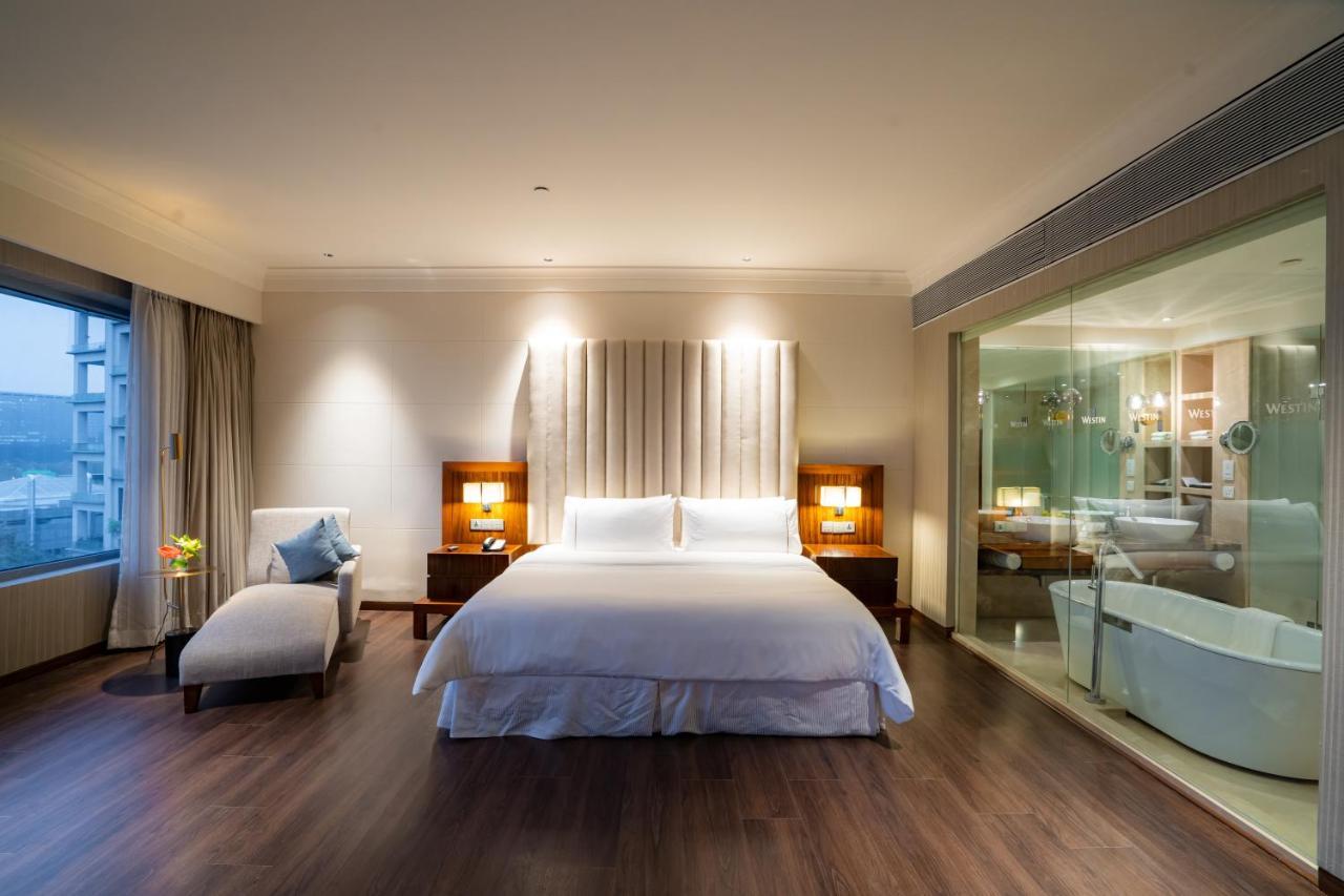 The Westin Pune Koregaon Park Bagian luar foto