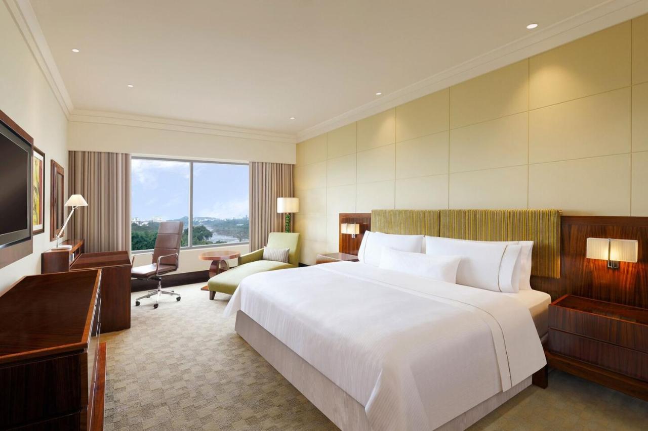 The Westin Pune Koregaon Park Bagian luar foto