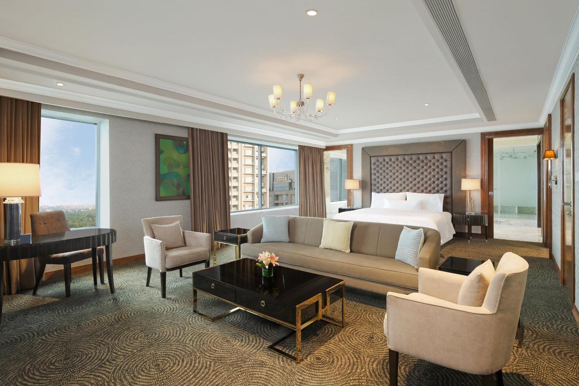 The Westin Pune Koregaon Park Bagian luar foto