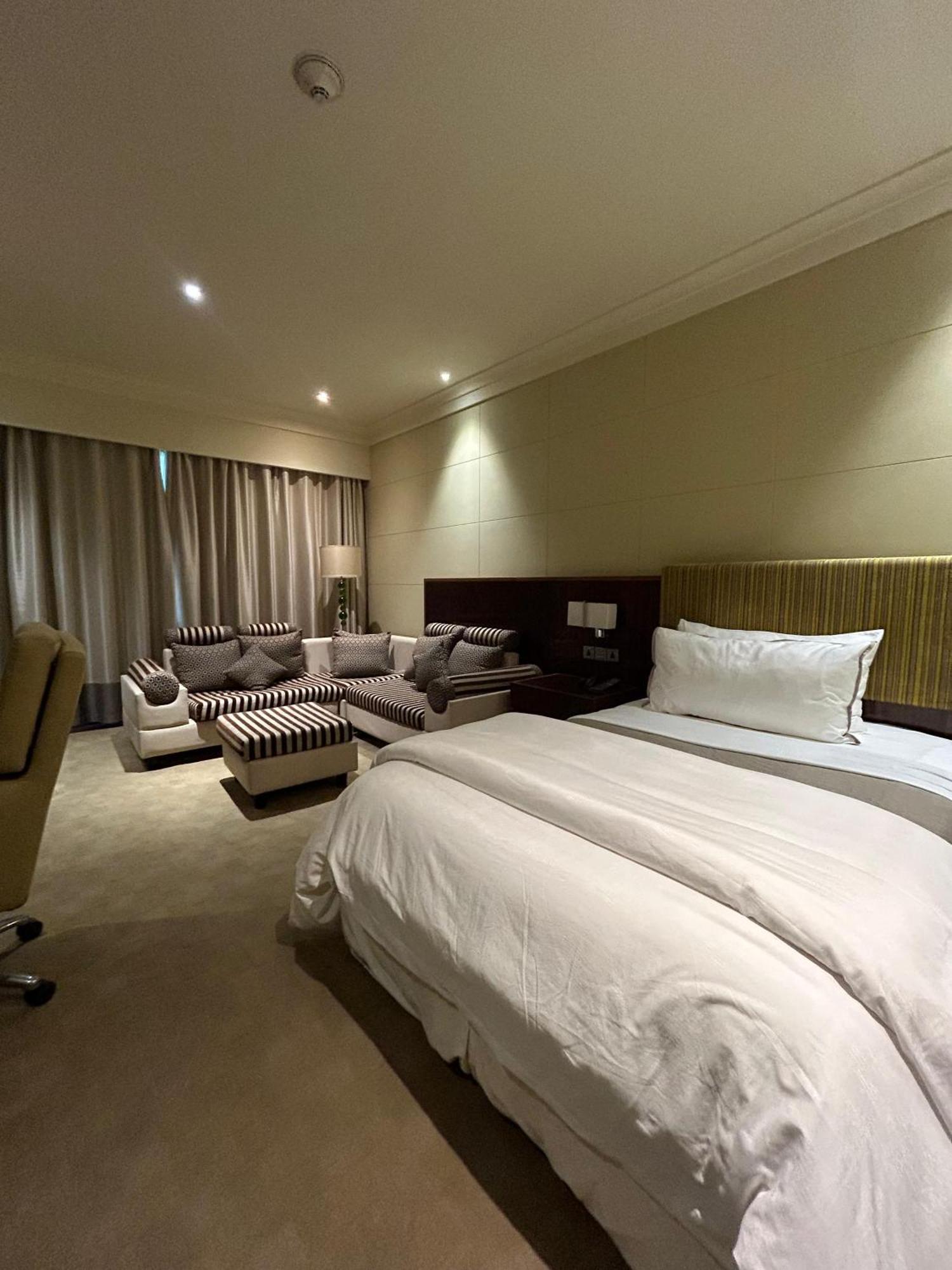 The Westin Pune Koregaon Park Bagian luar foto