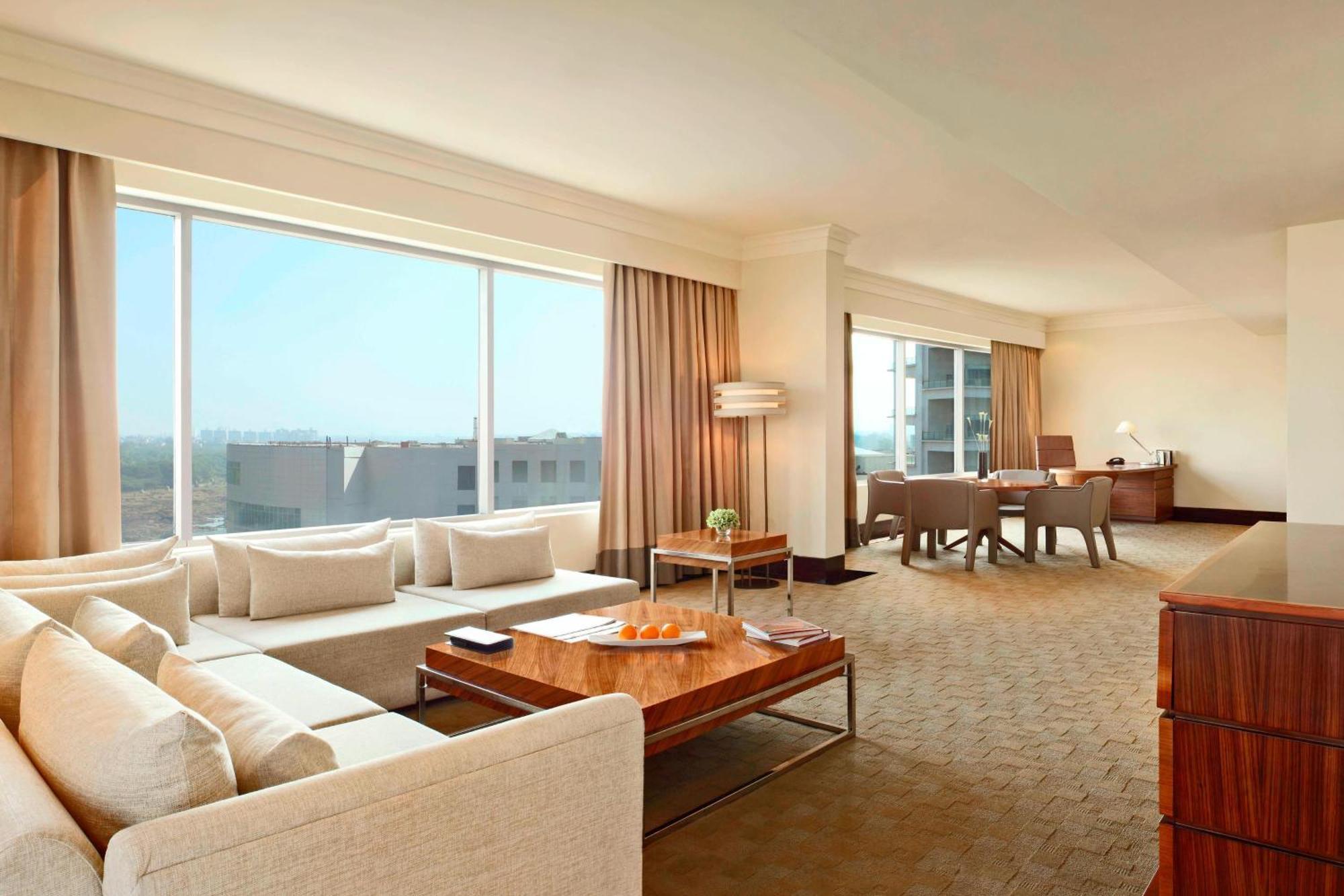 The Westin Pune Koregaon Park Bagian luar foto