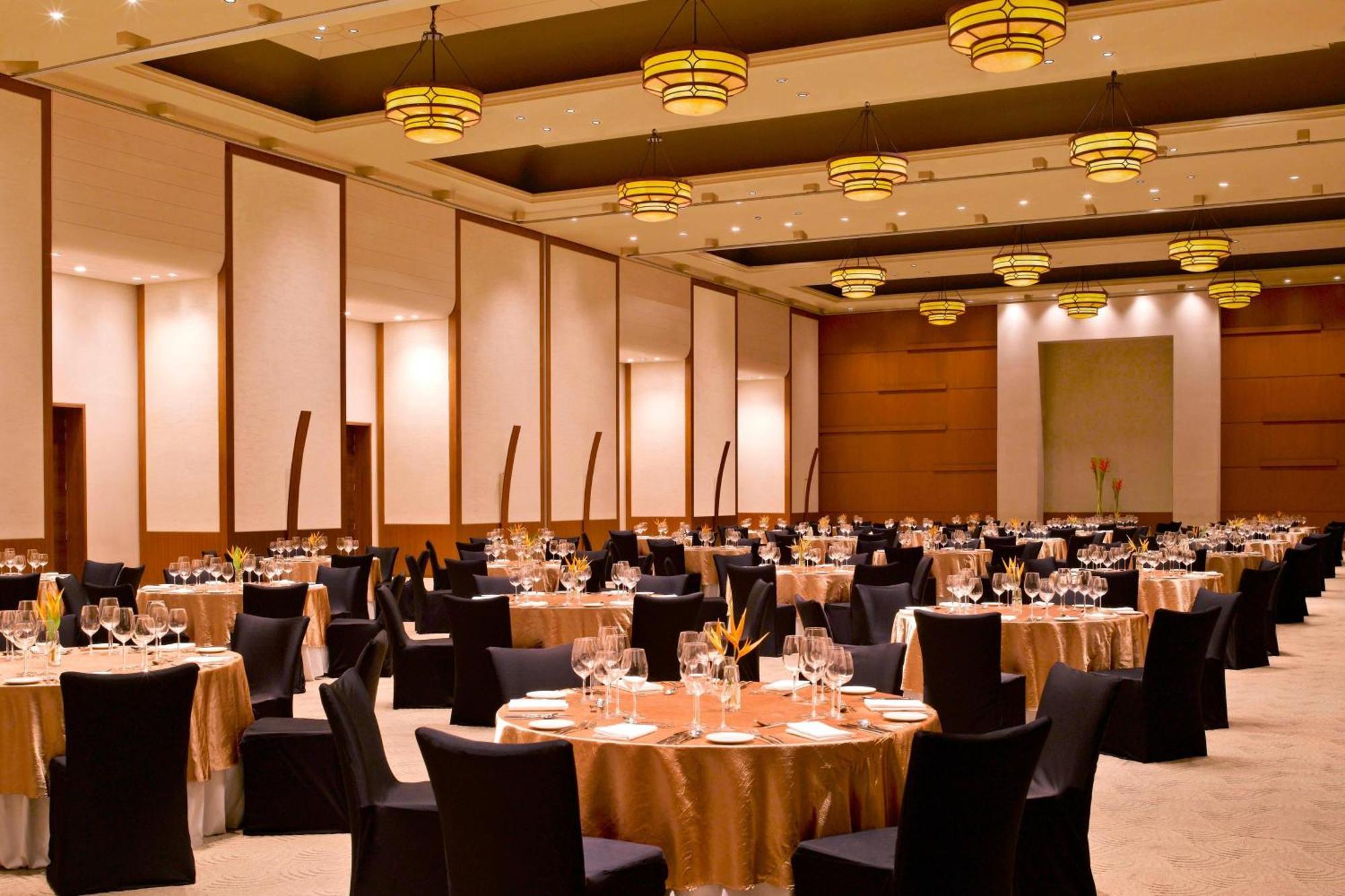 The Westin Pune Koregaon Park Bagian luar foto